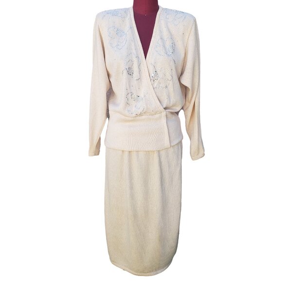 St. John Sweater Skirt Set Ivory Santana Knit V Neck Rhinestone Butterflies 10 - Picture 1 of 8